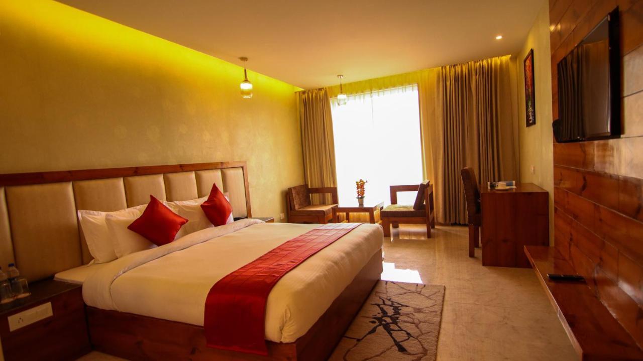 Golden Fern Resort Shimla Ngoại thất bức ảnh
