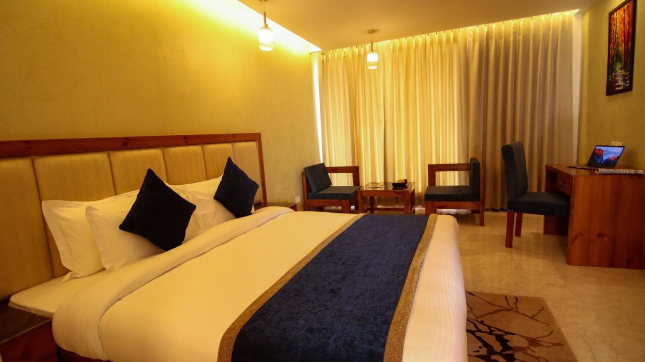Golden Fern Resort Shimla Ngoại thất bức ảnh