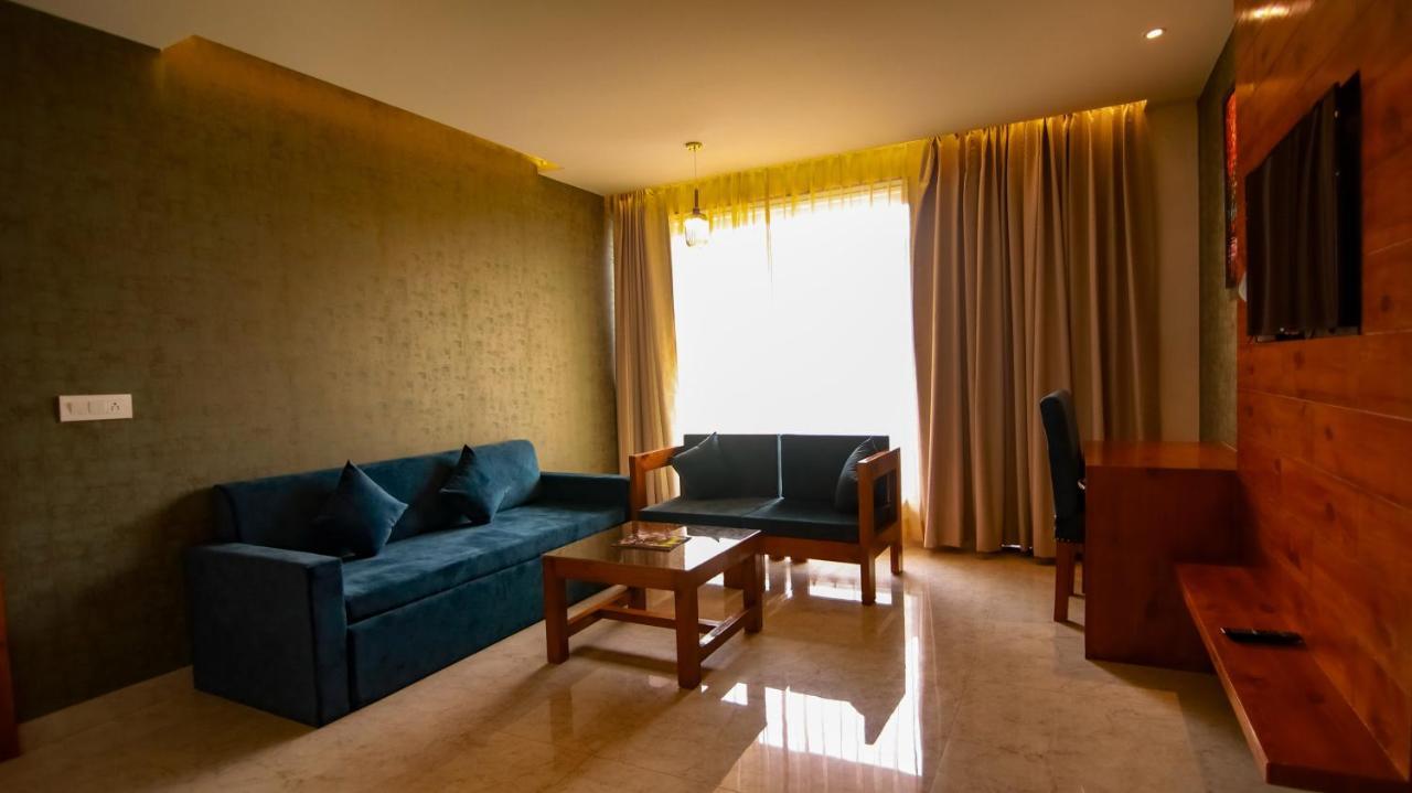 Golden Fern Resort Shimla Ngoại thất bức ảnh