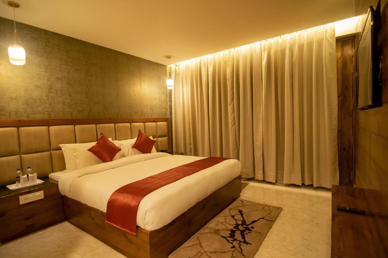 Golden Fern Resort Shimla Ngoại thất bức ảnh