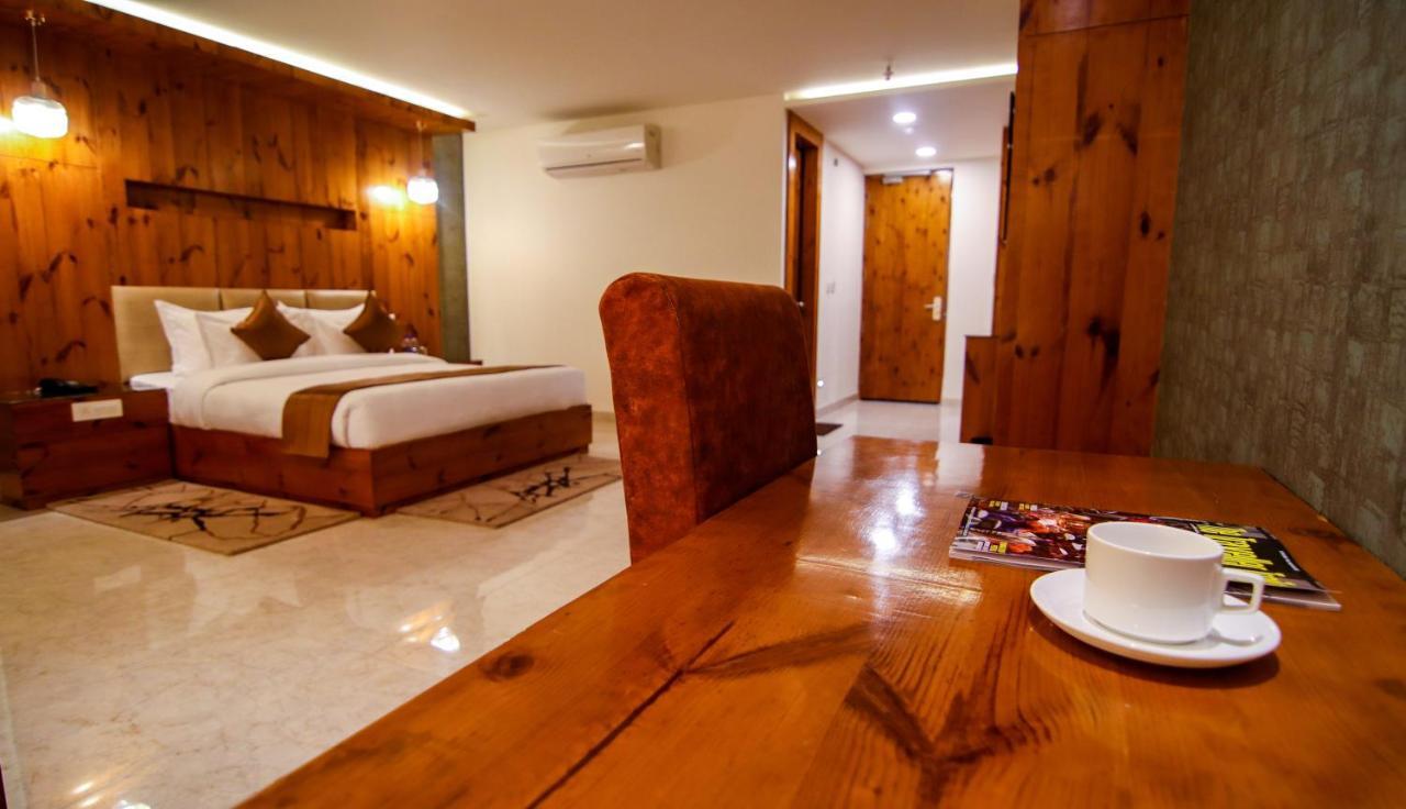Golden Fern Resort Shimla Ngoại thất bức ảnh