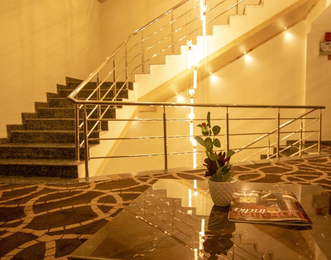 Golden Fern Resort Shimla Ngoại thất bức ảnh