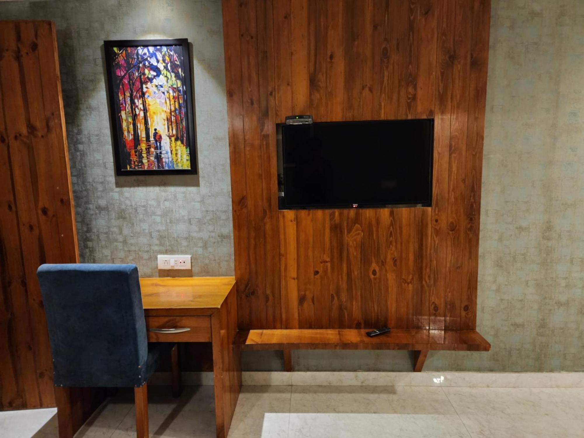 Golden Fern Resort Shimla Ngoại thất bức ảnh