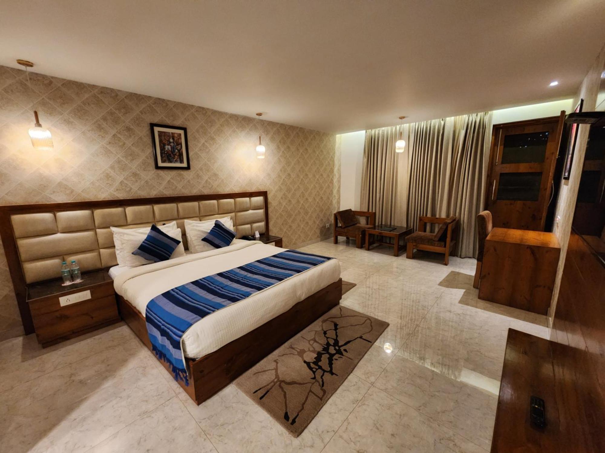 Golden Fern Resort Shimla Ngoại thất bức ảnh
