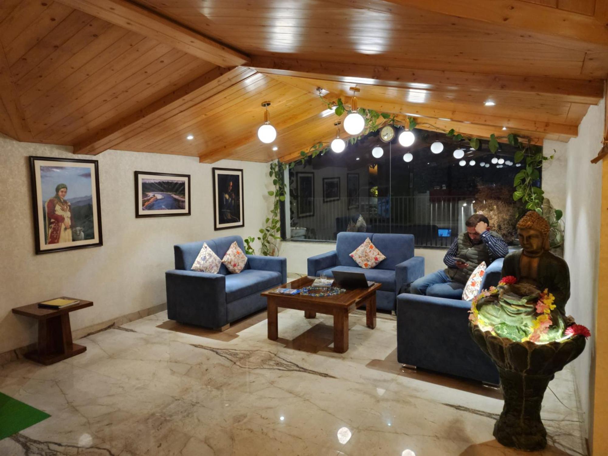 Golden Fern Resort Shimla Ngoại thất bức ảnh